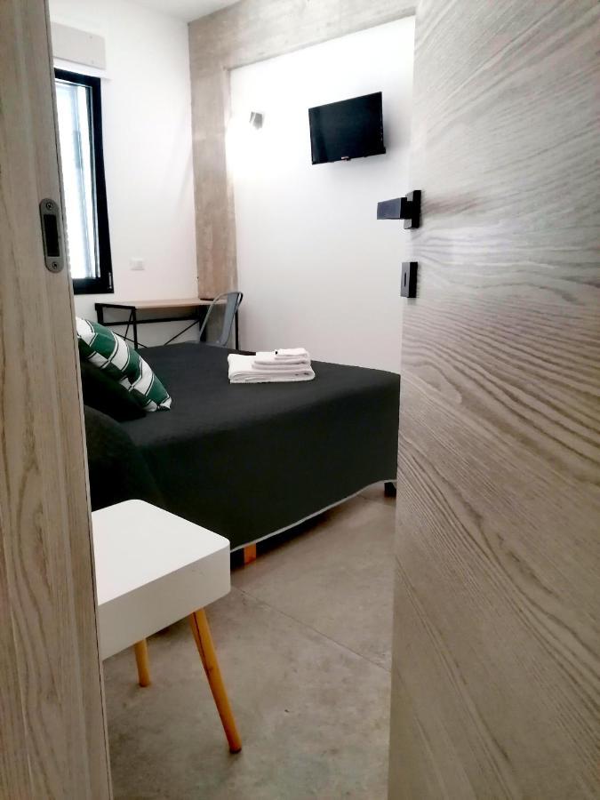 Andirivieni Lecce Casa Vacanze ภายนอก รูปภาพ