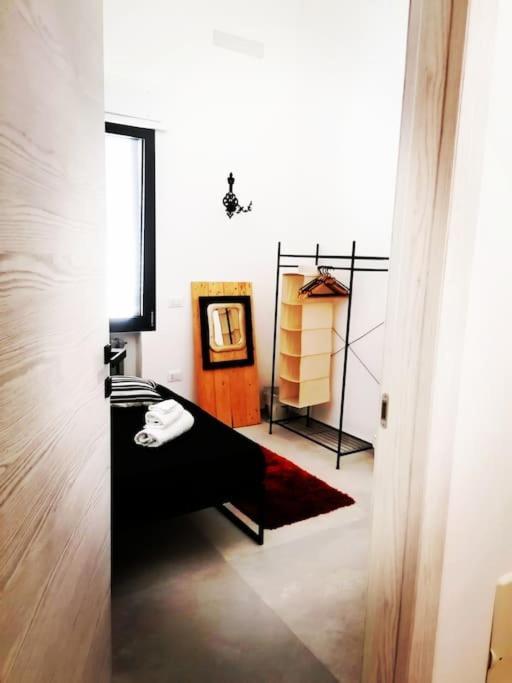 Andirivieni Lecce Casa Vacanze ภายนอก รูปภาพ